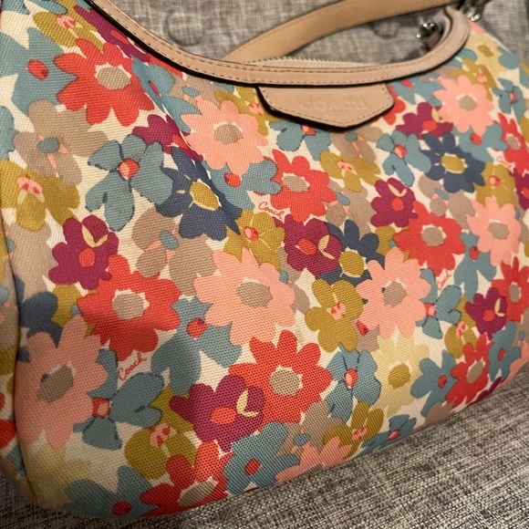 Coach Signature Stripe Floral Print Demi Crossbody ( F30661 ) - Picture 2 of 13